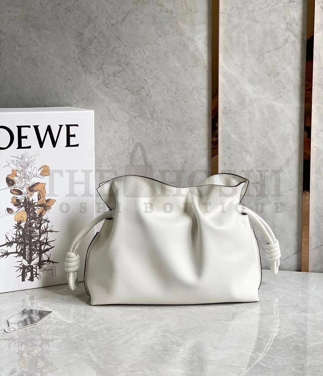 L0ew* Flamenco Clutch Bag In White Calfskin Master Quality