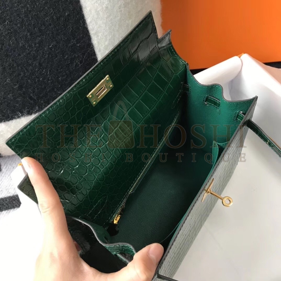 H**me5 Kelly 28cm Bag In Green Embossed Crocodile GHW Master Quality