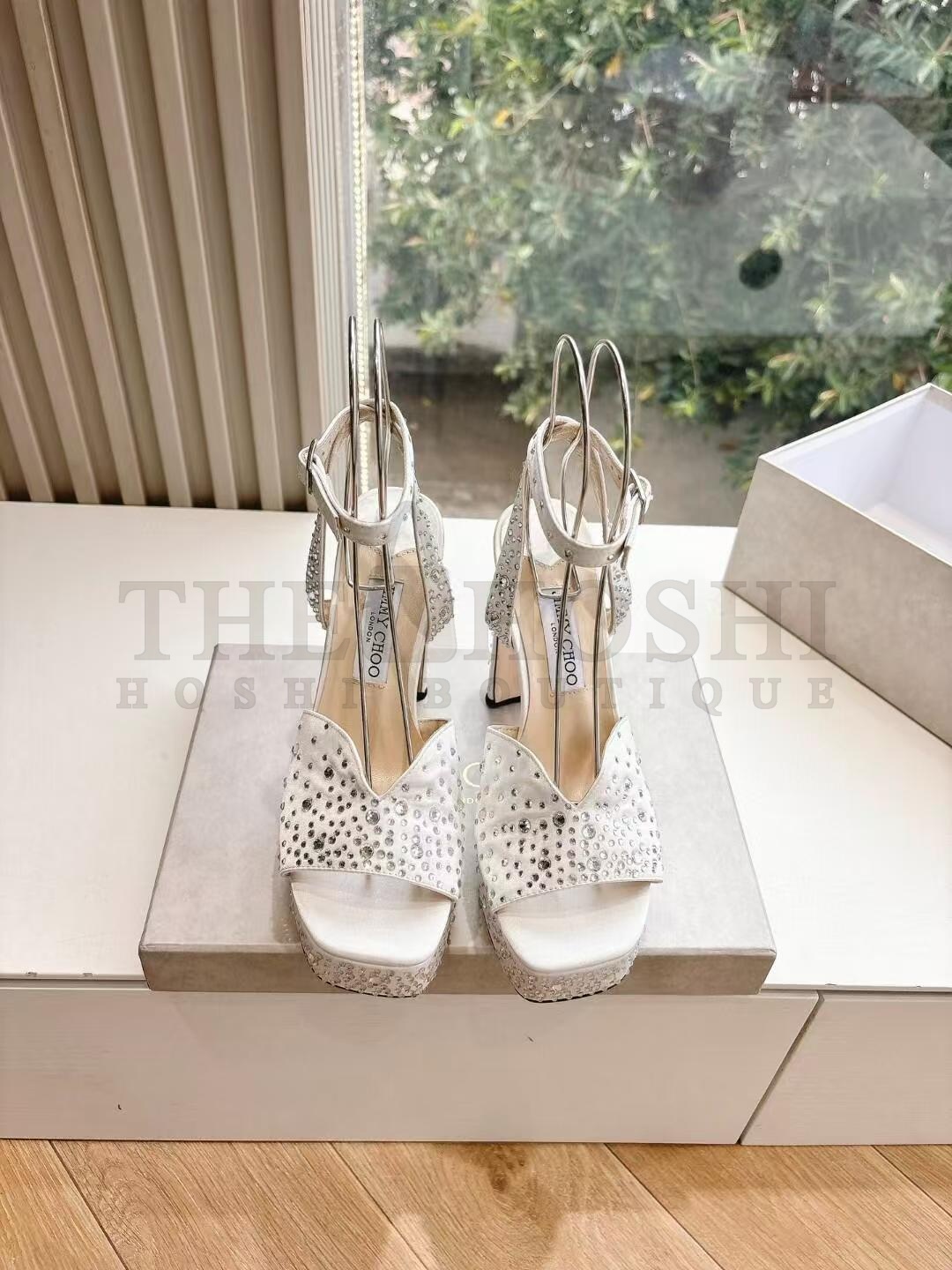 J1m*y Ch00 Crystal Embellished Platform Heels Shoes Master Quality