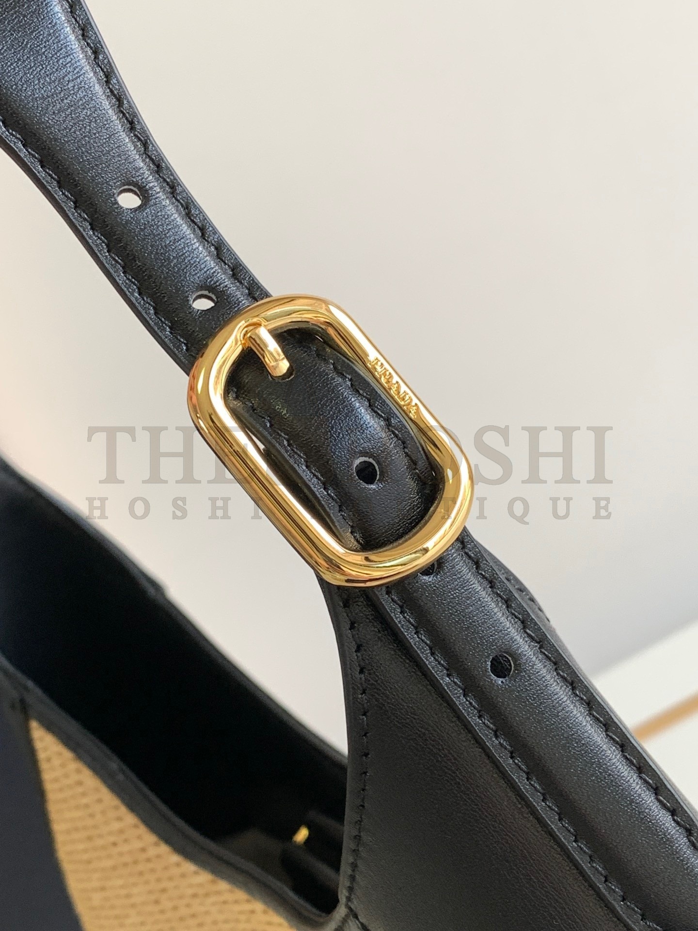 Pra*a Shoulder Bag in Woven Straw and Black Leather Master Quality