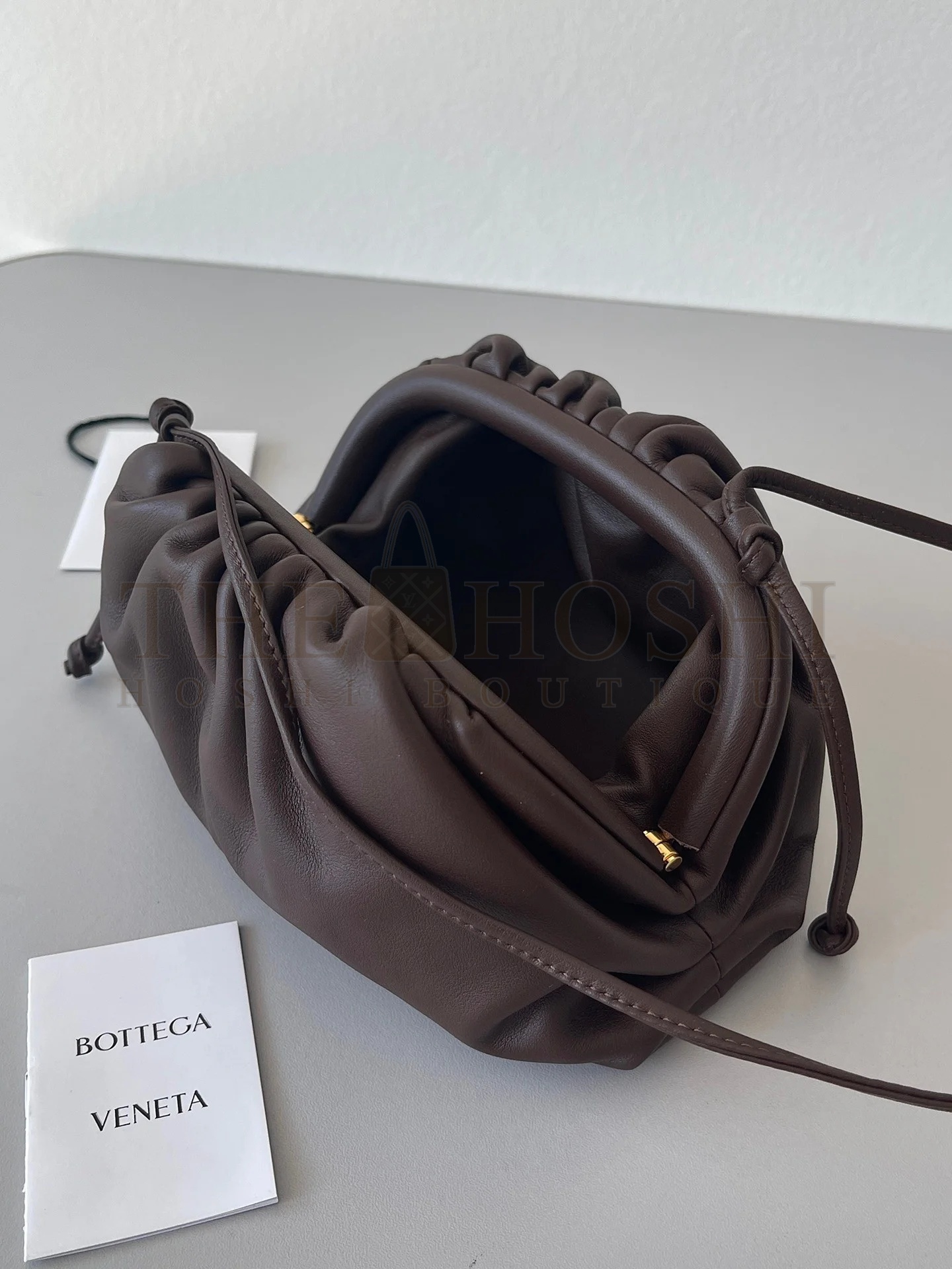 B0tt*ga Ven*ta Mini Pouch with Strap in Fondant Calfskin Master Quality