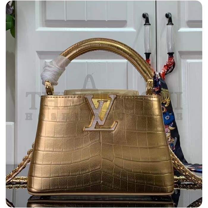 L0vis Vvtt0n LV Women Capucines Mini Handbag Forest Clearing High Shiny Alligator Leather Master Quality