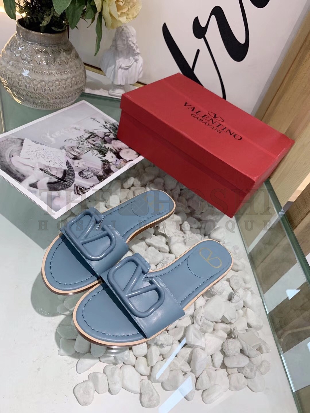 Va1e*ntin0 Vlogo Flat Slide Sandals In Amadeus Calfskin Master Quality