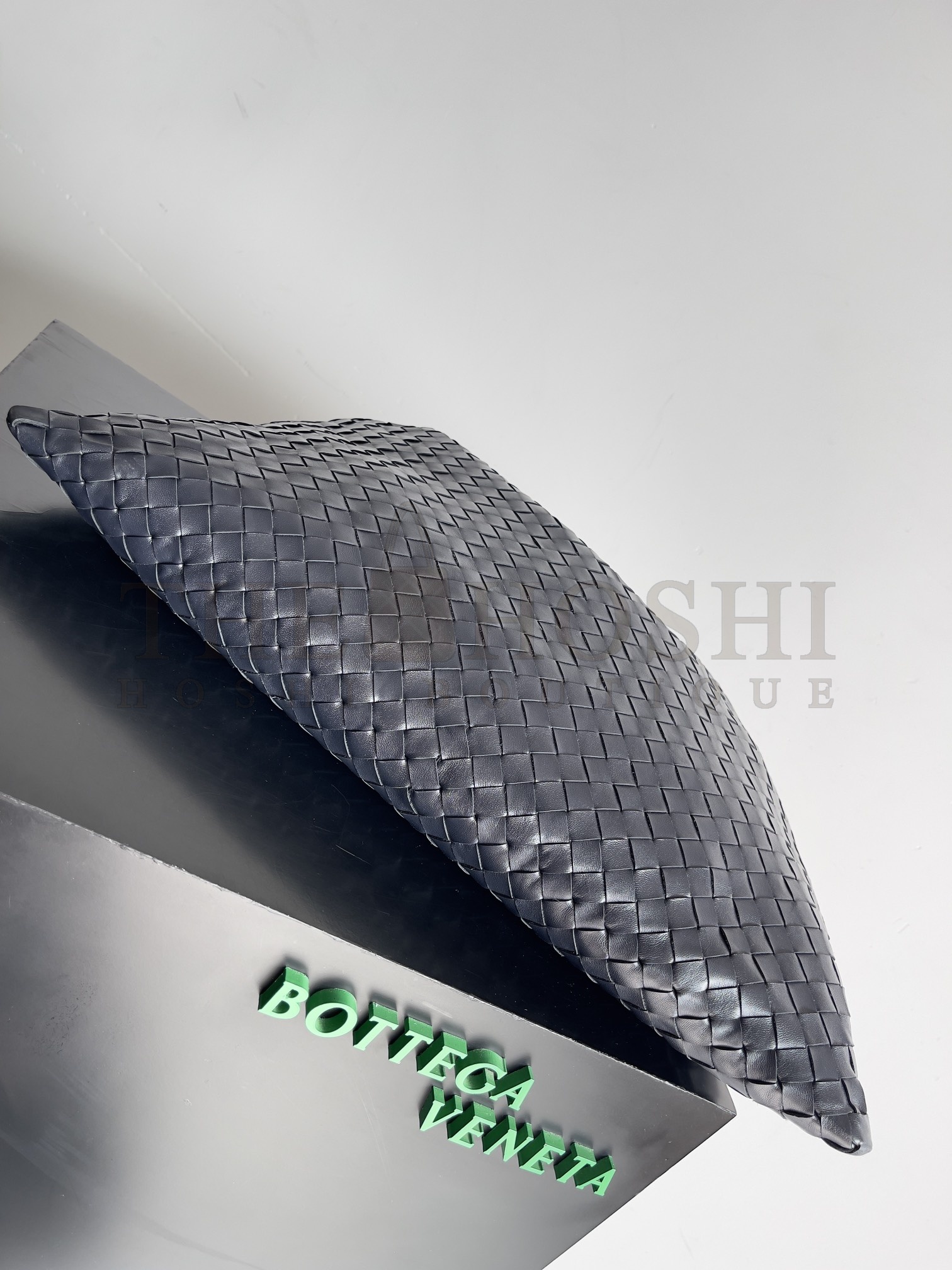 B0tt*ga Ven*ta bv Shoulder bag with Intrecciato craftsmanship in calf leather Large Hop bag 53*24*13cm Master Quality