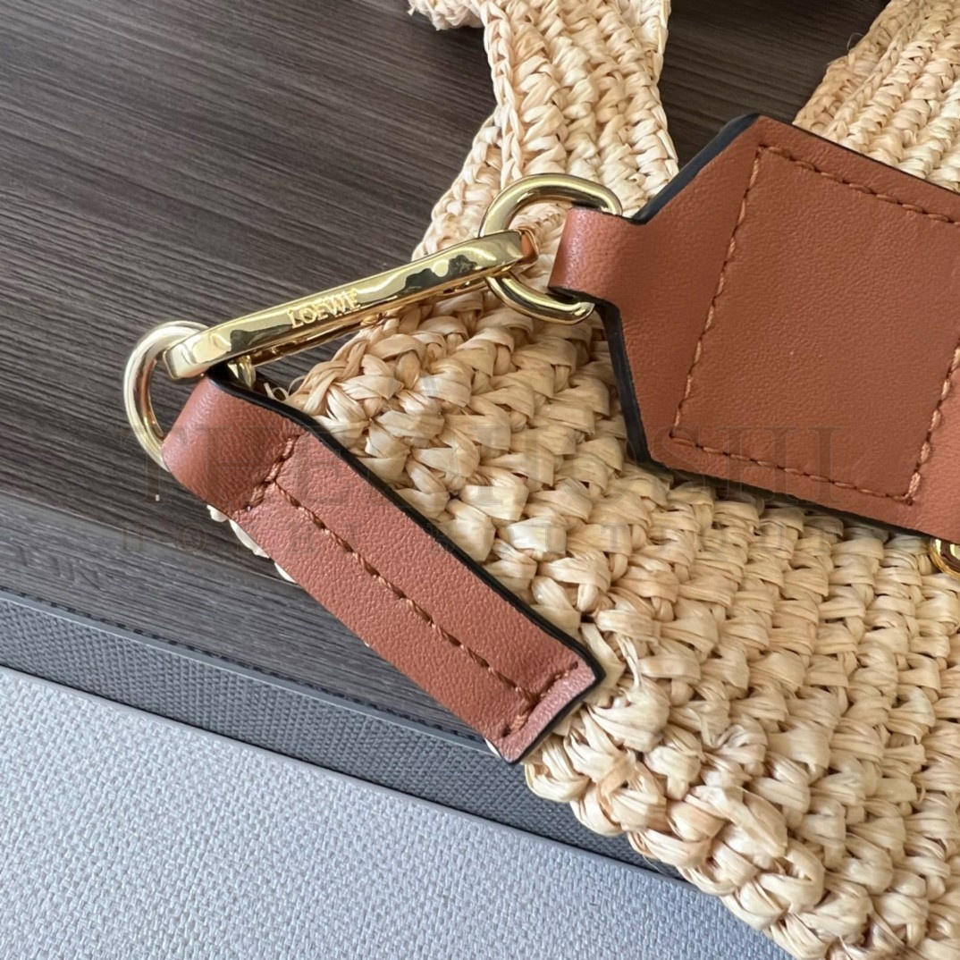 L0ew* Slit Tote Bag in Raffia and Calfskin Master Quality