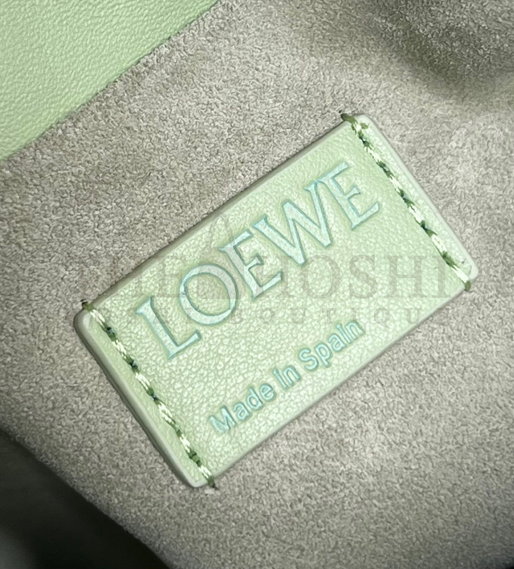 L0ew* Flamenco Clutch Bag In Lime Green Leather Master Quality