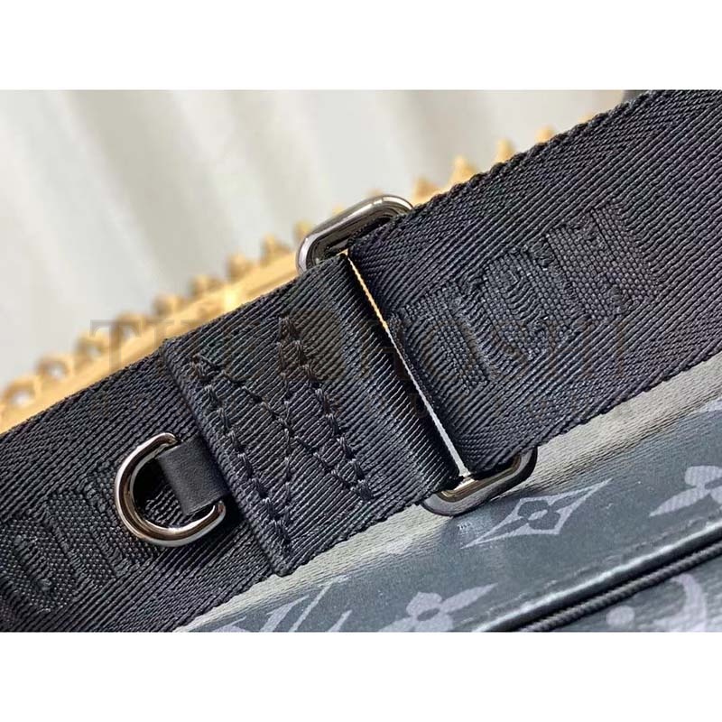 L0vis Vvtt0n LV Men District PM Bag in Monogramme Eclipse Coated Canvas Master Quality