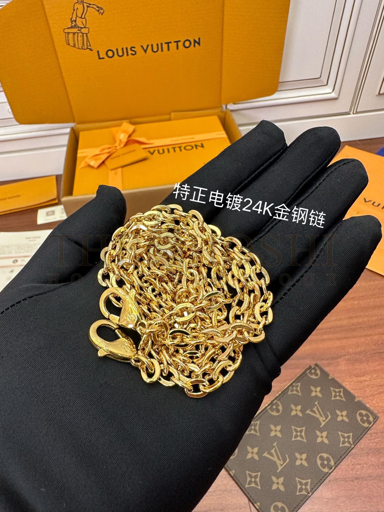 L0vis Vvtt0n LV Women Felicie Pochette Bag in Monogram Canvas-Brown Pochette Félicie M81896 Master Quality