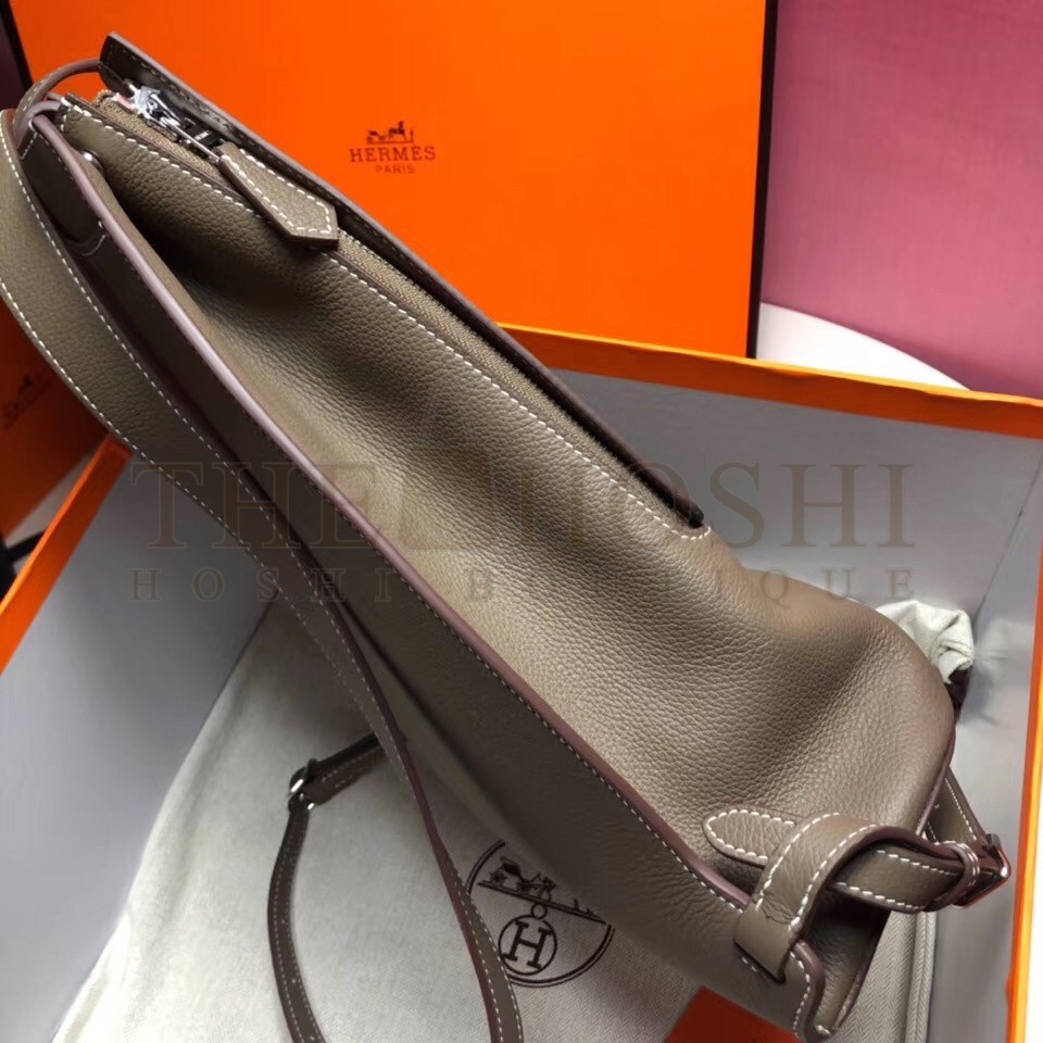 H**me5 GR24 Backpack In Taupe Everycolor Calfskin Master Quality