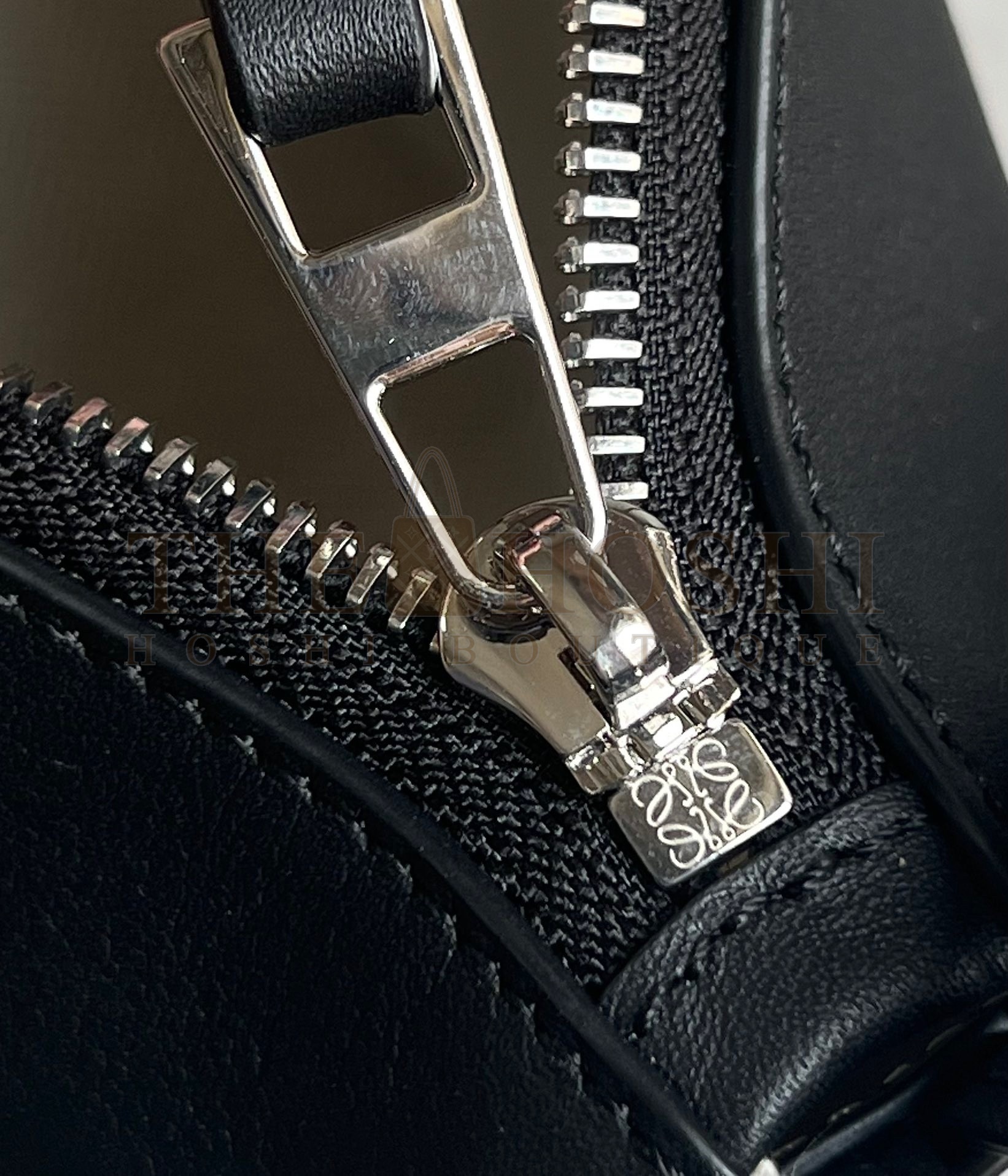 L0ew* Mini Hammock Hobo Bag in Black Calfskin Master Quality