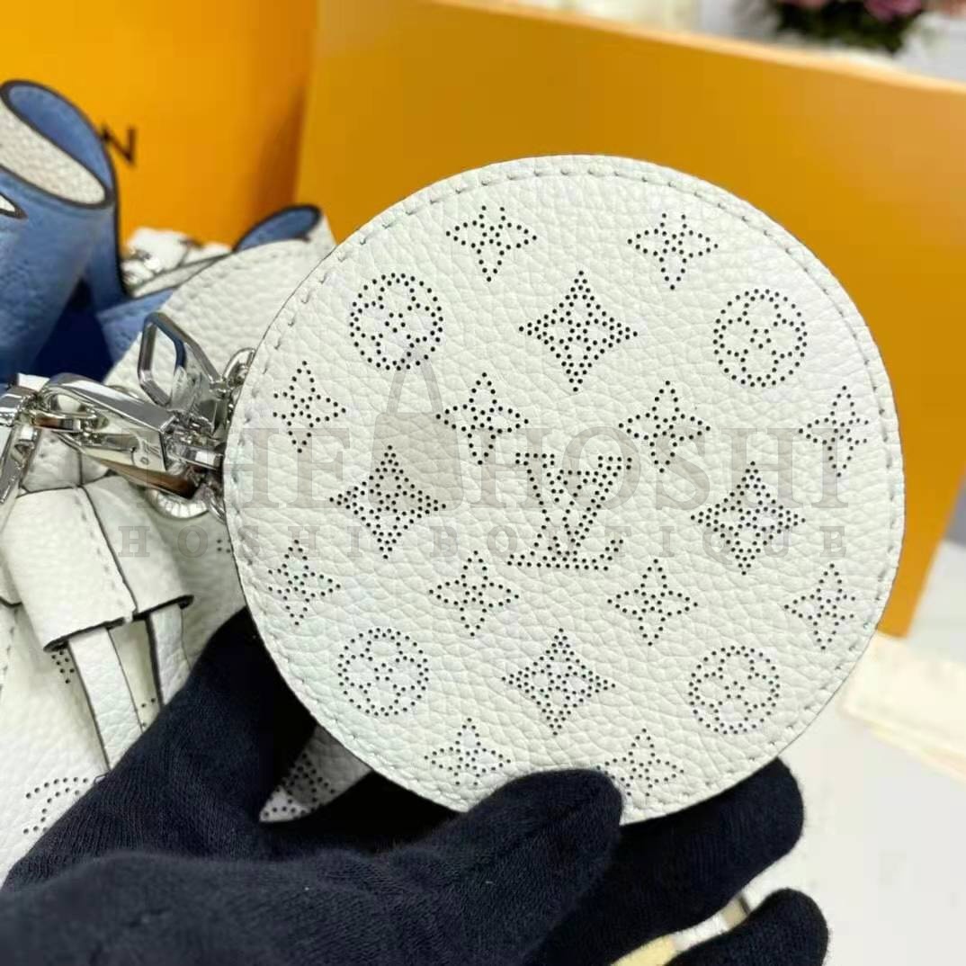 L0vis Vvtt0n LV Women Bella Bucket Bag Gradient Blue Mahina Perforated Calf Leather Master Quality