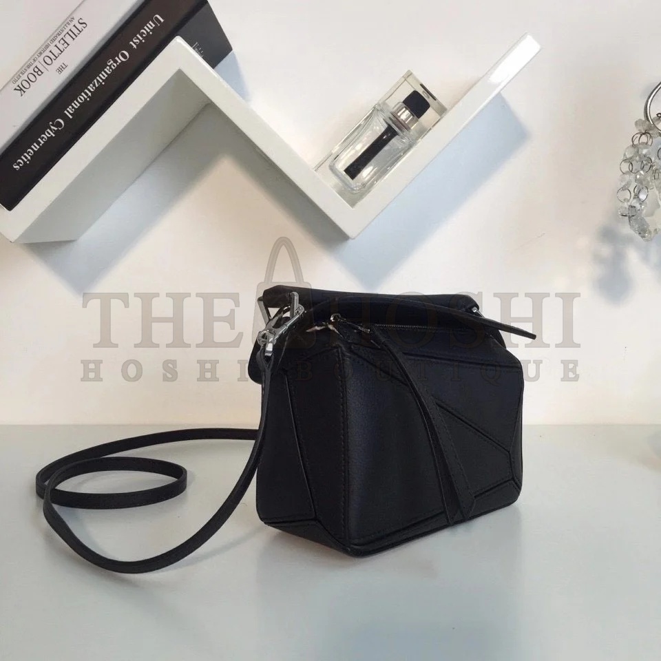 L0ew* Puzzle Mini Bag In Black Calfskin Master Quality