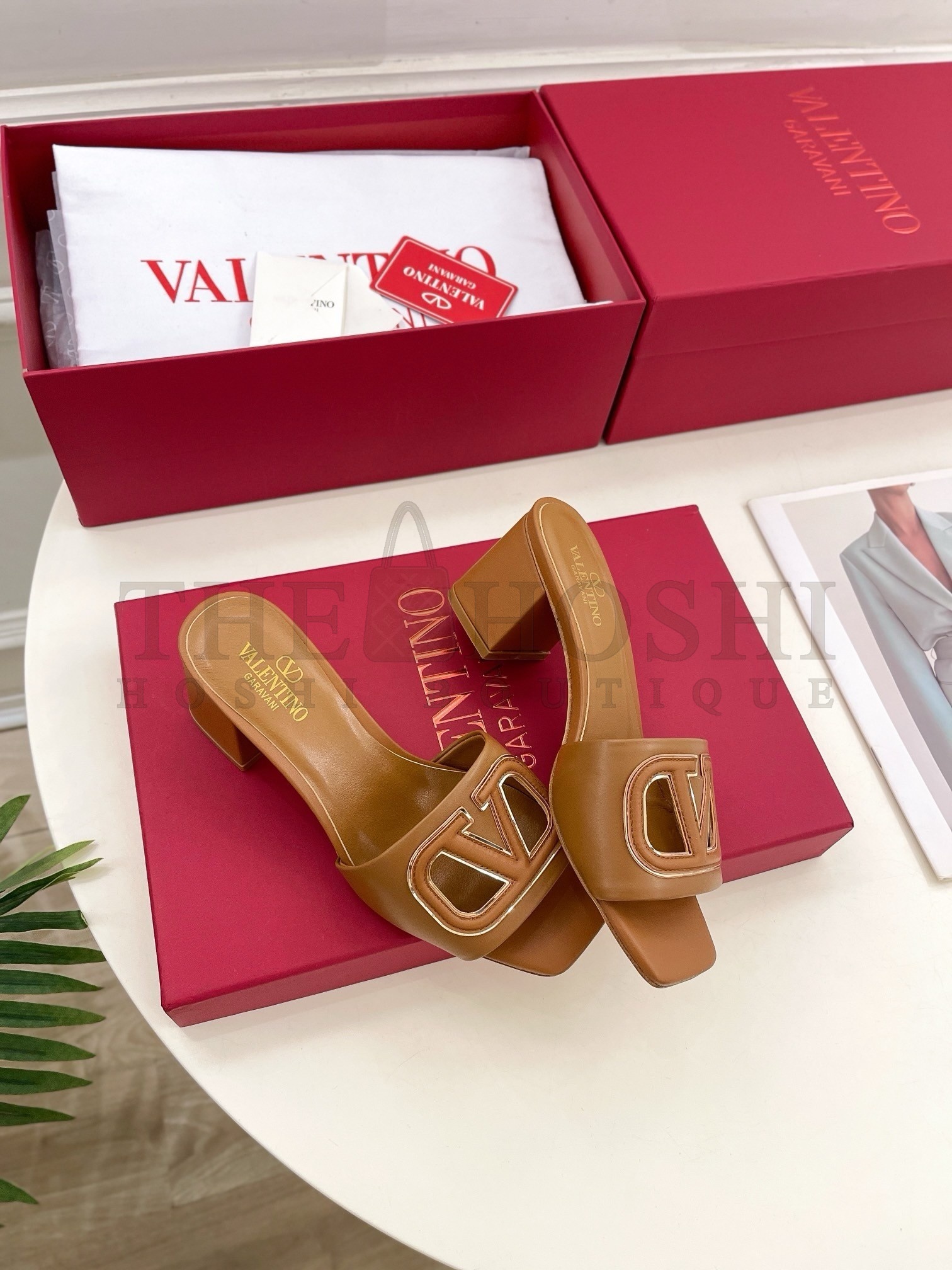 Va1e*ntin0 VLogo Cut-out Slide Sandals 60mm in Brown Leather Master Quality