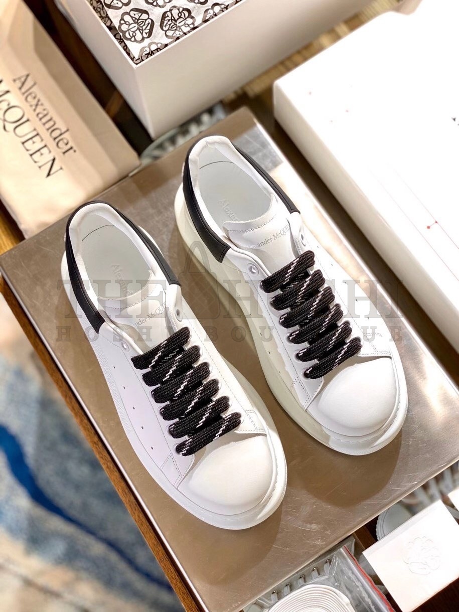 A1exa*der Mcqv*en Men