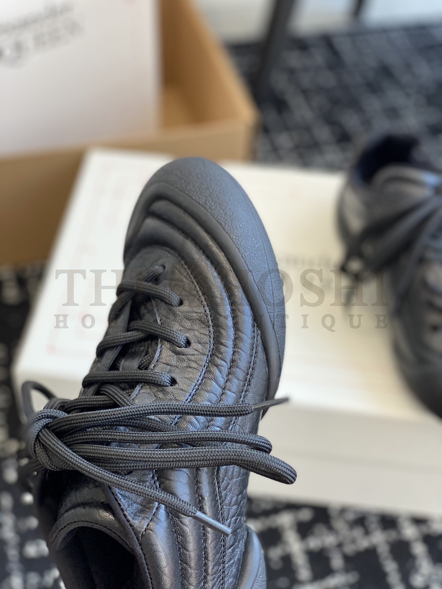 A1exa*der Mcqv*en Women