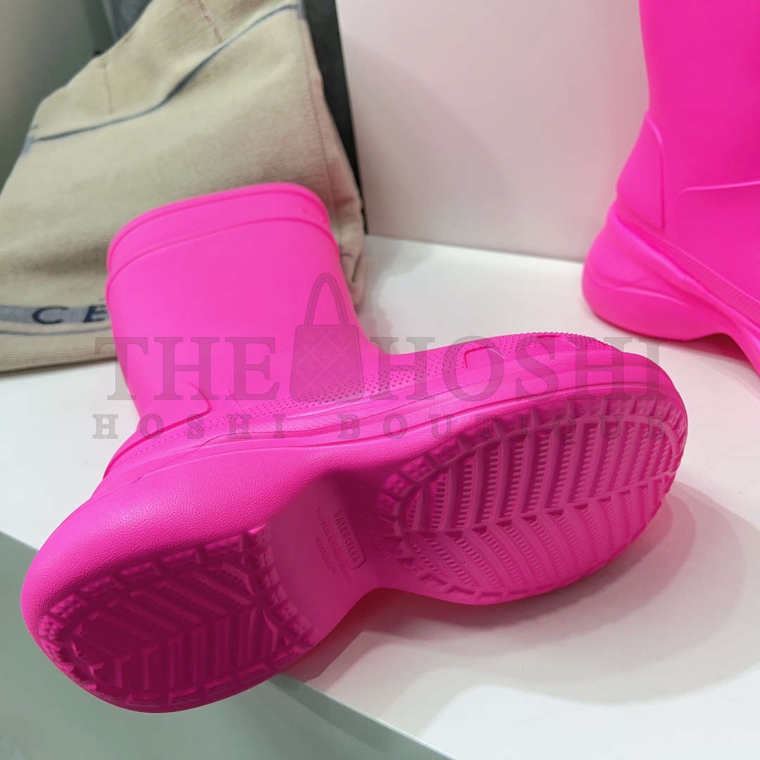 Ba1en*iaga x Cr0c5 boots Bottom thickness: 6cm Tube height: 28cm size: 35-45 Master Quality