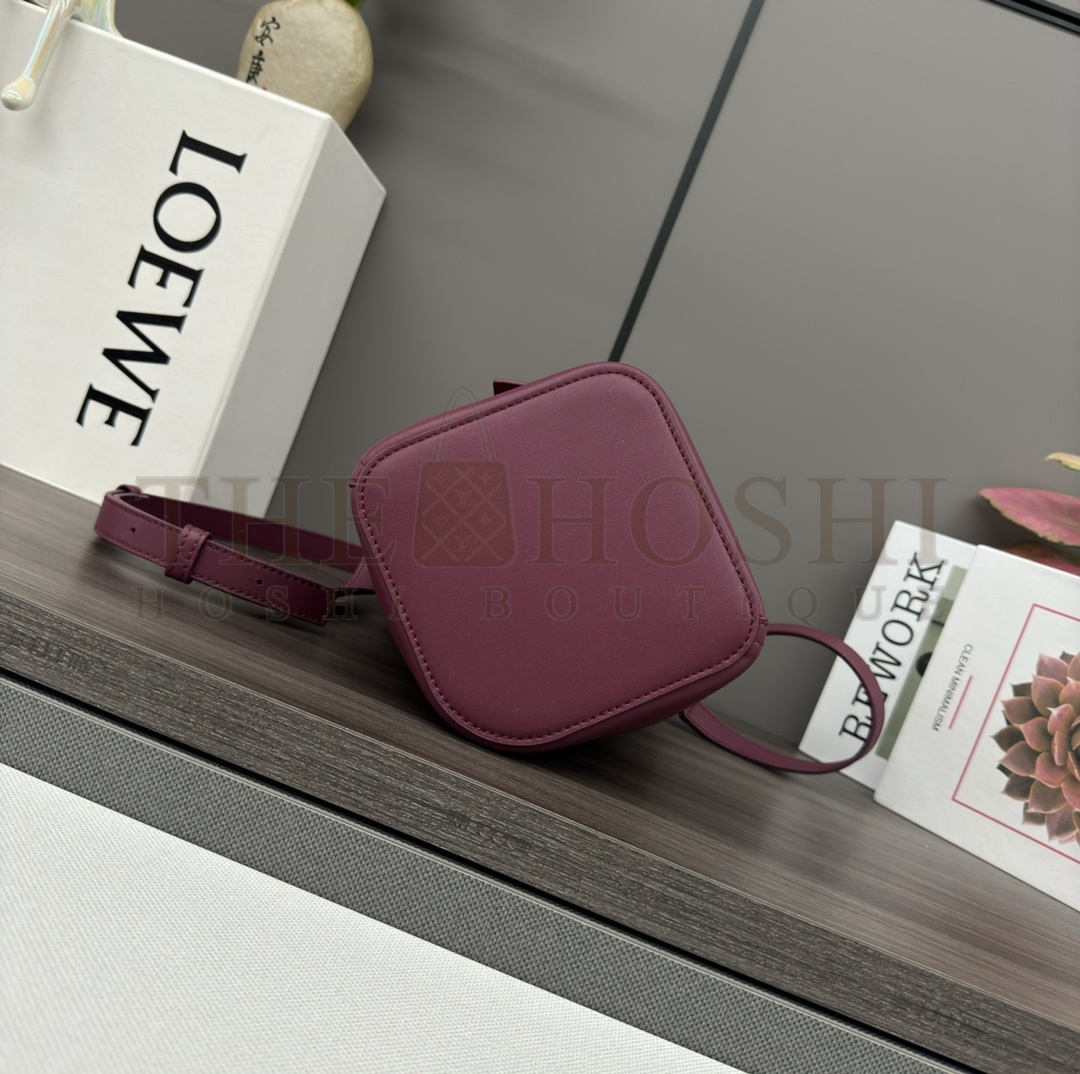 L0ew* Mini Pebble Bucket Bag in Calfskin Master Quality