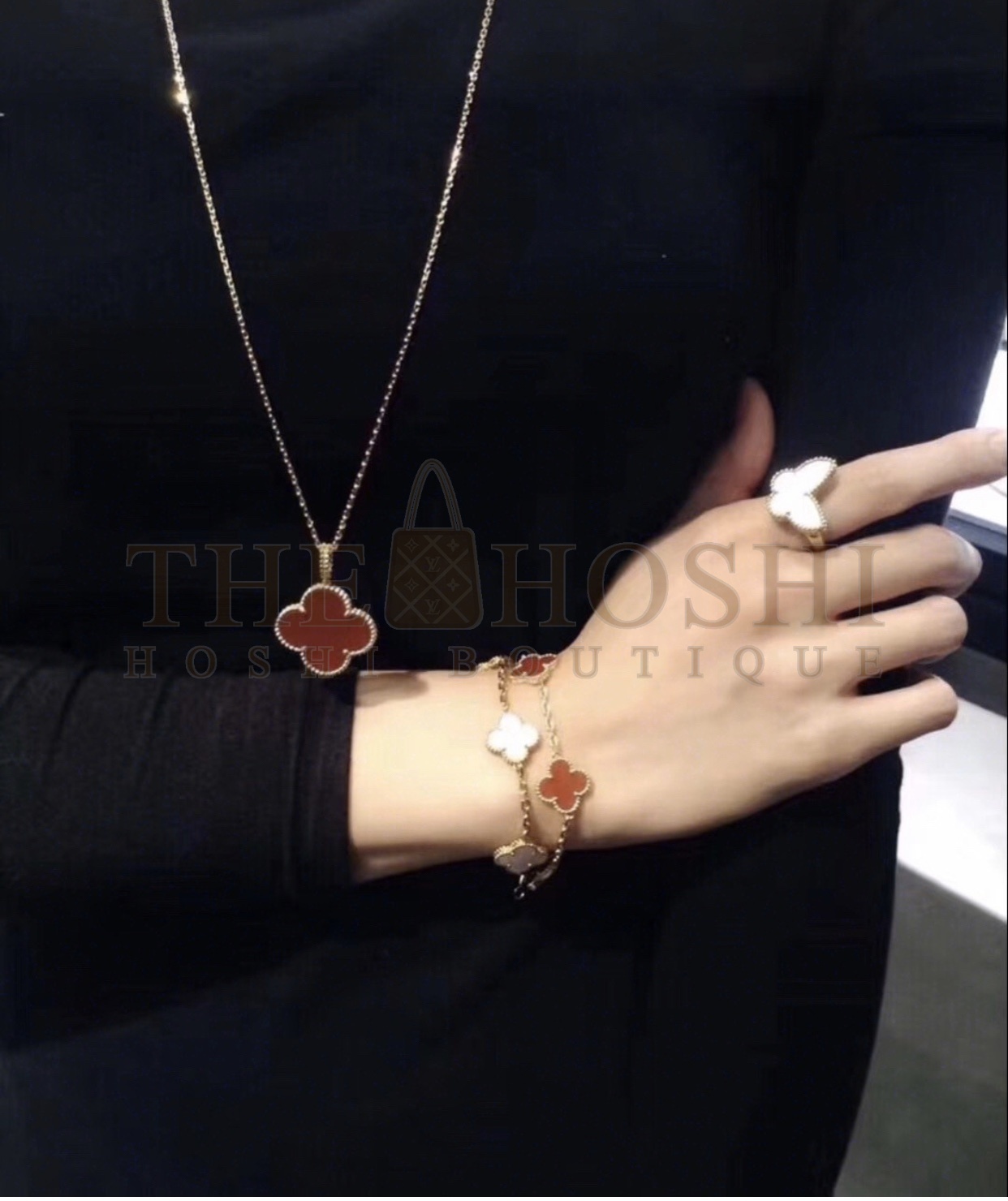 Clover Necklace,V*n Cl**f Four Leaf Clover Necklace Dupe, Magic Alhambra long Necklace, Sliver & Gold-Plated & Logo Stamp Master Quality