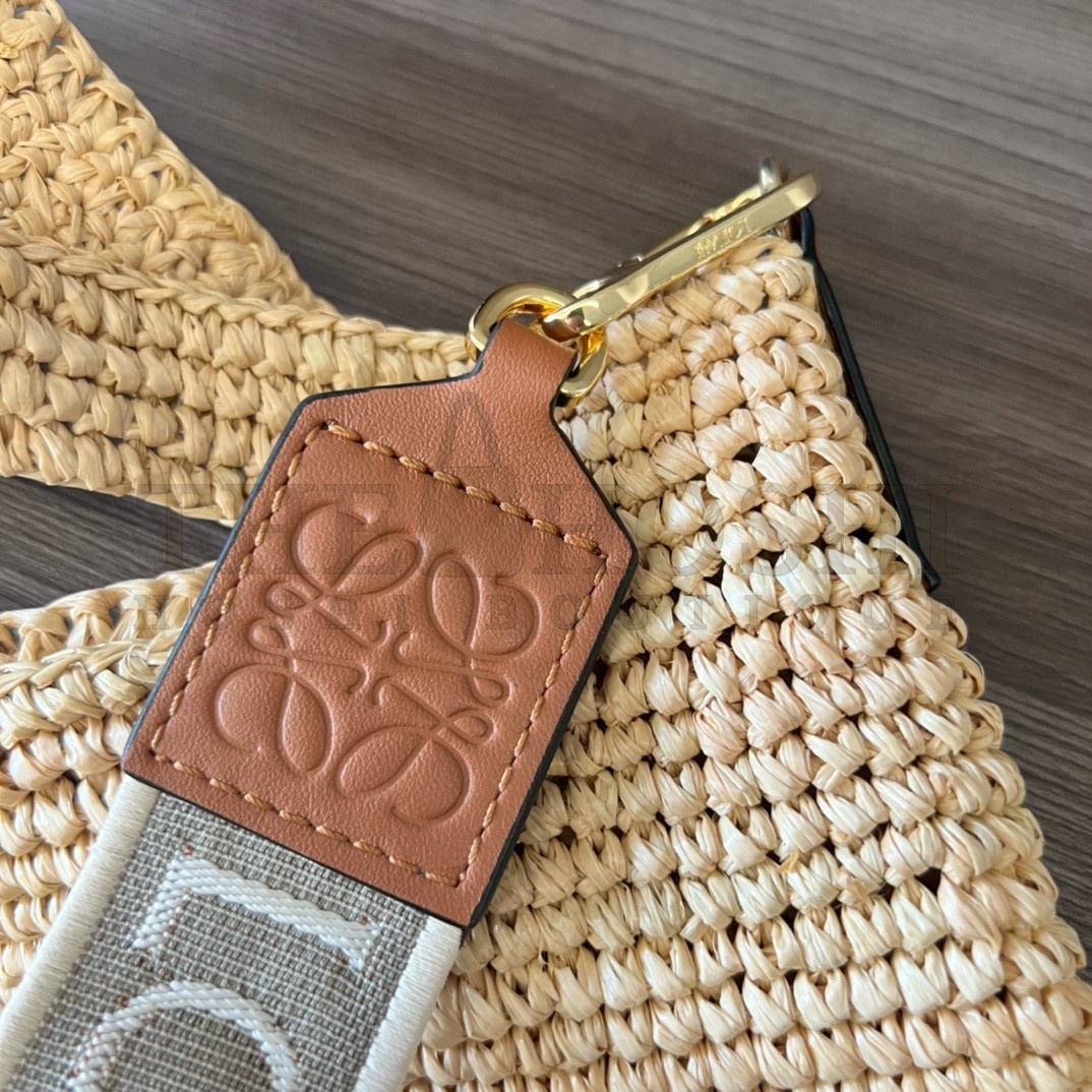 L0ew* Slit Tote Bag in Raffia and Calfskin Master Quality