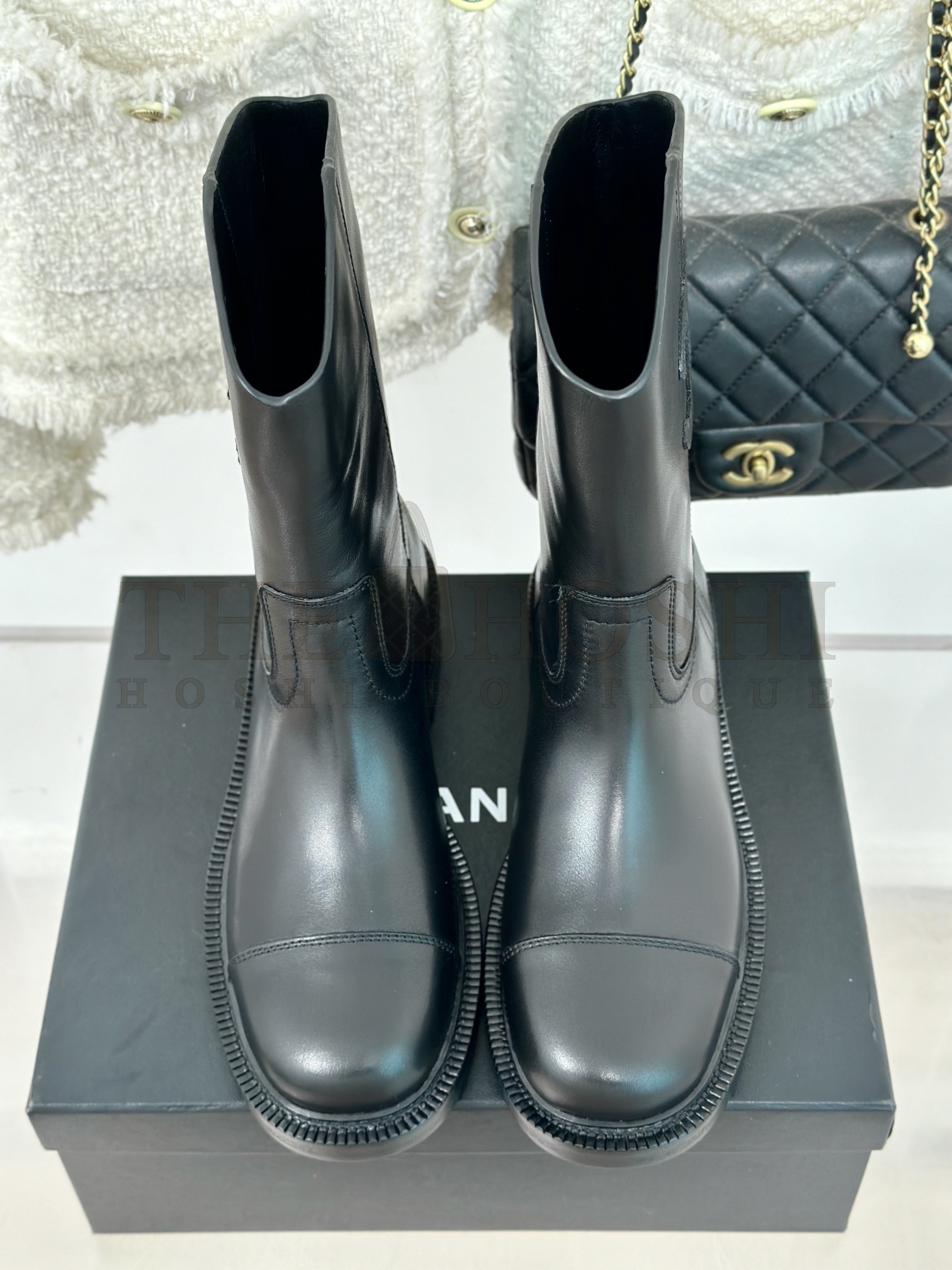 Ch**el boots Master Quality