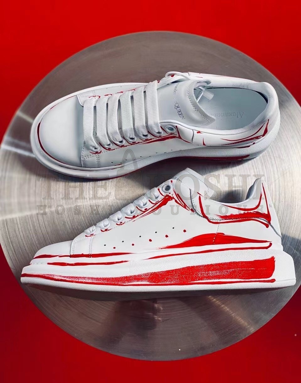 A1exa*der Mcqv*en Men