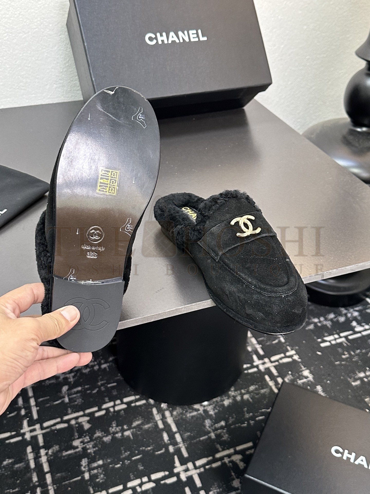 Ch**el CH 25K Fur Mule Slippers Suede Leather Shearling Lined 35-41 Master Quality