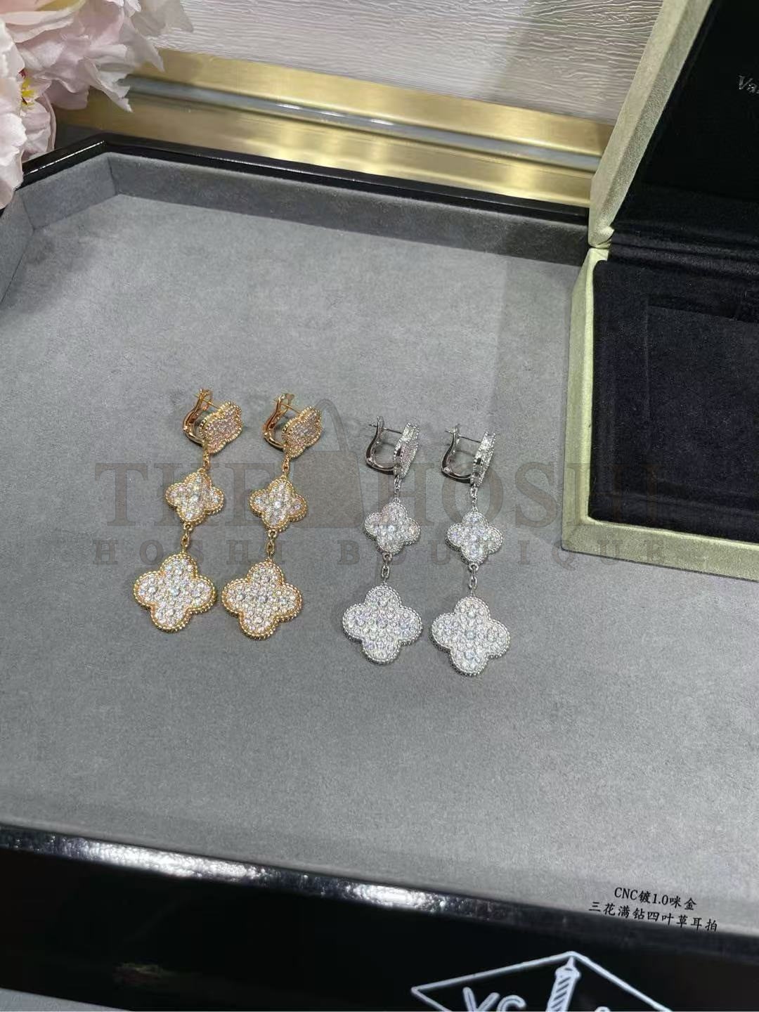 V*n Cl**f & Arpels VCA Alhambra 3-Flower Full D1am0nd Earrings Master Quality