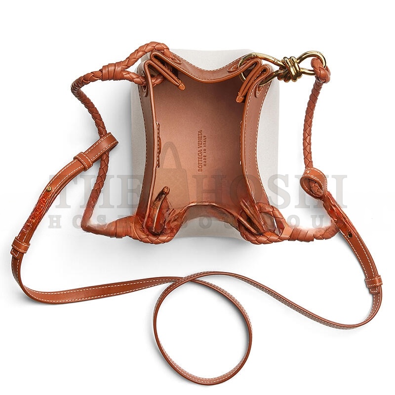 B0tt*ga Ven*ta SMALL PARACHUTE 826220VMAXN9837 (21*17*16cm) Master Quality