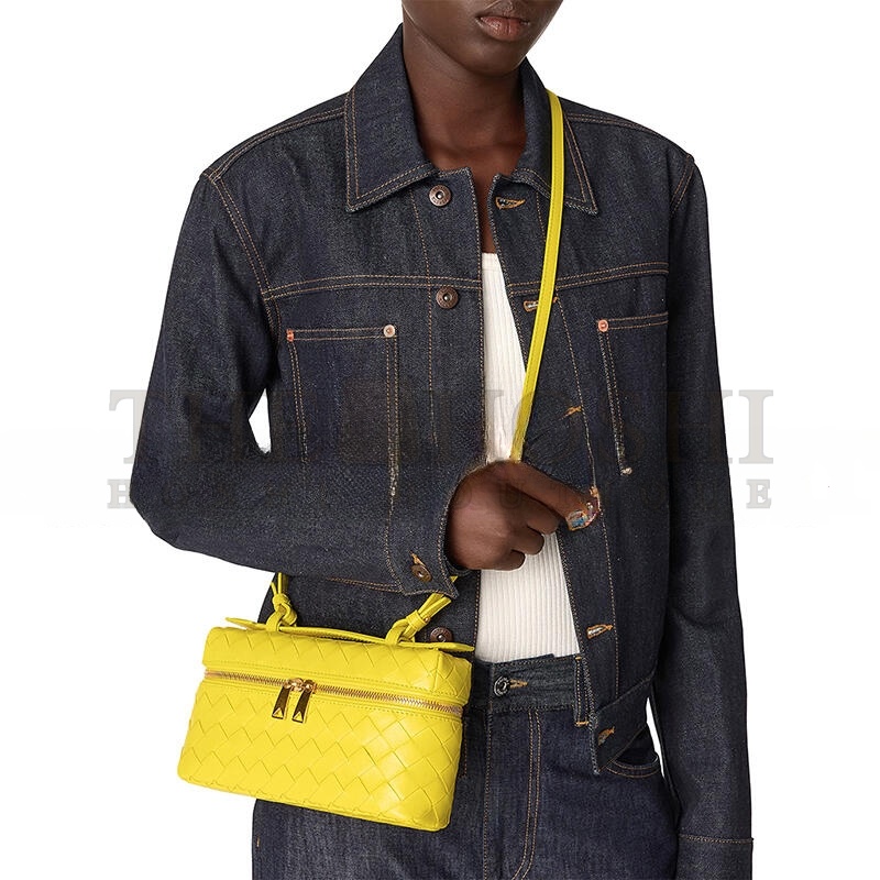 B0tt*ga Ven*ta BANG BANG 789109V3IV17184 (22*12.5*5cm) Master Quality