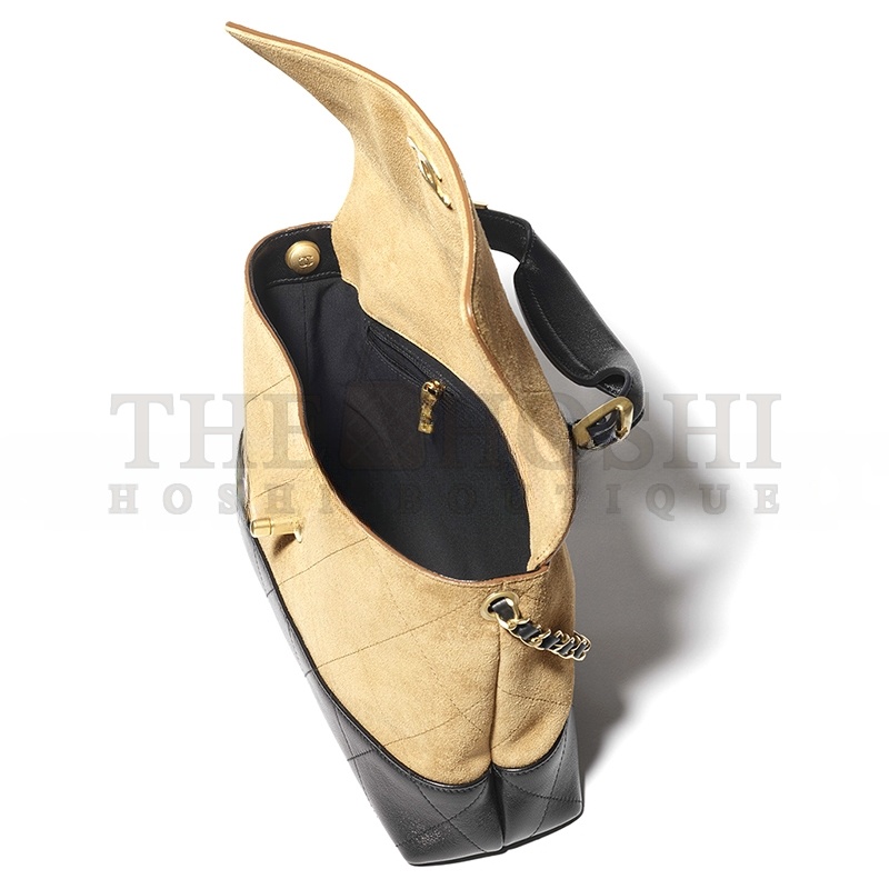 Ch**el LARGE FLAP BAG WITH TOP HANDLE AS5637 (29*18*8cm) Master Quality