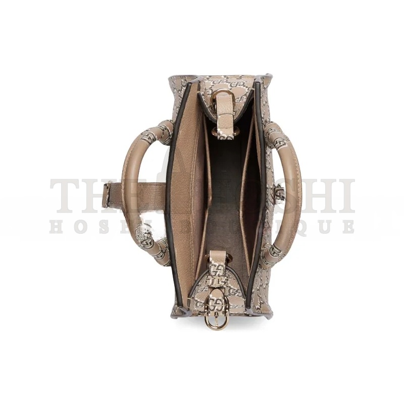 Gvc*1 SMALL TOTE BAG WITH HOOK CLOSURE 795349 (24*17.5*8.5cm) Master Quality