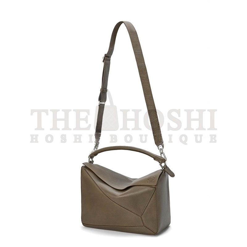 L0ew* LARGE PUZZLE BAG IN S*pPLE GRAINED CALFSKIN B510PNLX01 (33*21.5*14.7cm) Master Quality