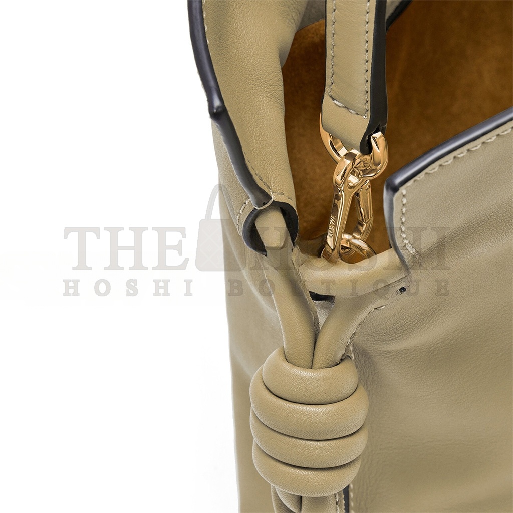 L0ew* MINI FLAMENCO CLUTCH IN NAPPA CALFSKIN 0010965986(23.9*18*9cm) Master Quality