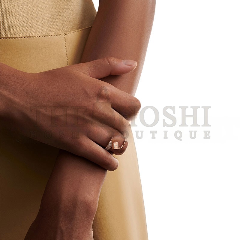 H**me5 KELLY CADENAS DOUBLE RING H220650B00053 Master Quality