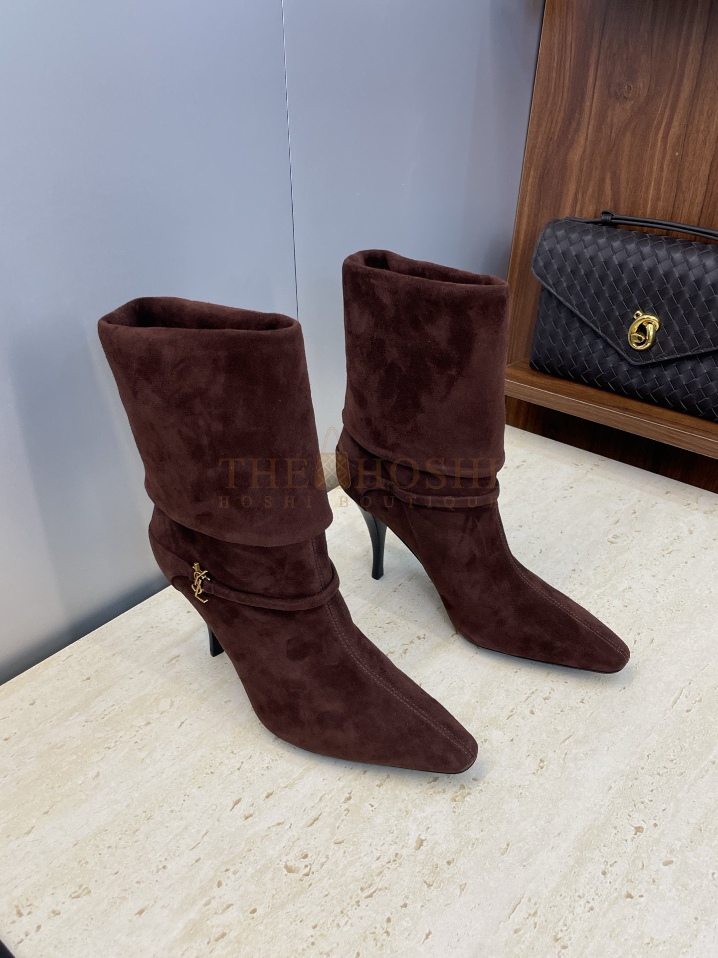 Sa1nt Lau*nt Y51 Pointed-Toe High Heel Ankle Boots